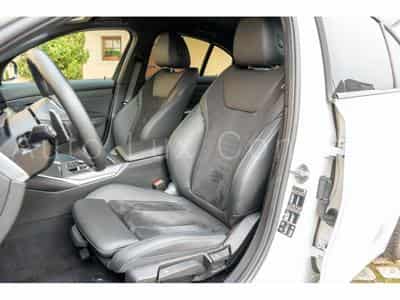 BMW 320 d xDrive M Sport (2023) - Photo 8