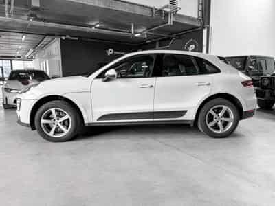 Porsche Macan Macan/Camera/18/Bi-Xenon/(PDLS)/Alcantara (2017) - Photo 5