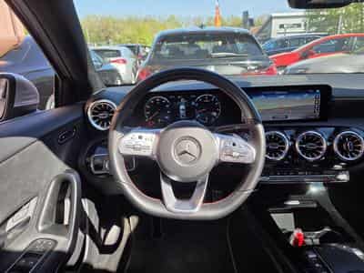 Mercedes A 200 BERLINE DCT AMG-LINE 163CV Essence (2023) - Photo 12