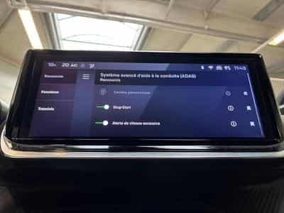 PEUGEOT 2008 1.2 100ch S&S Allure (2024) - Photo 10