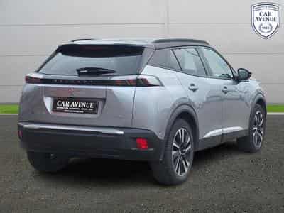 PEUGEOT 2008 e-2008 136ch GT (2023) - Photo 12