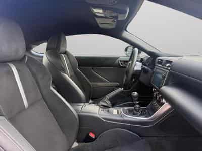 Toyota GR86 ZN8 (2024) - Photo 10