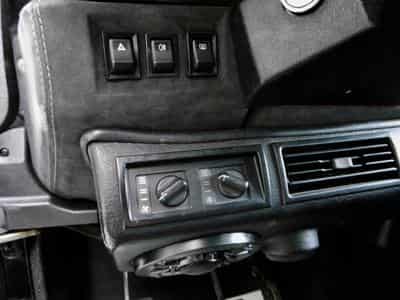 Land-Rover Defender 110 2.5 Td5 SW (2001) - Photo 11