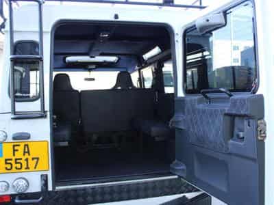 Land-Rover Defender 110 2.5 Td5 SW (2001) - Photo 14