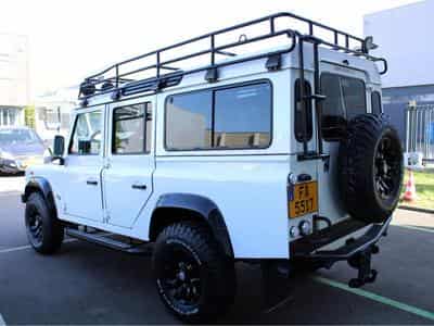 Land-Rover Defender 110 2.5 Td5 SW (2001) - Photo 3
