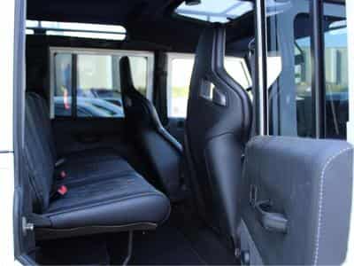 Land-Rover Defender 110 2.5 Td5 SW (2001) - Photo 6