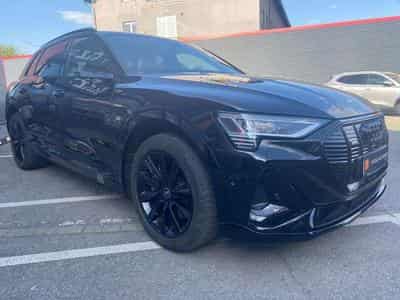 Audi e-tron Q8 e-tron 50 quattro S line (2020) - Photo 4