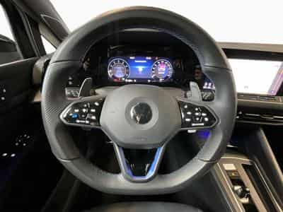VW Golf R+DSG+4M+P.Leder+Akra+Pano (2021) - Foto 10