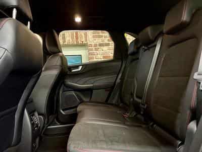 Ford Kuga Kuga 2.0 EcoBlue 150cv ST-LINE X (2022) - Photo 6