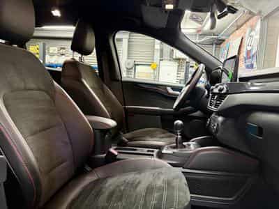 Ford Kuga Kuga 2.0 EcoBlue 150cv ST-LINE X (2022) - Photo 8