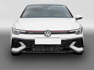 VW Golf (2025) - Photo 2