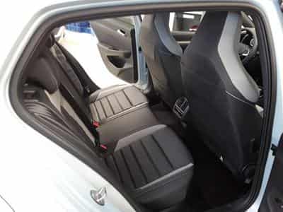 VW Golf GTE PHASE 2 1.5 eHybrid 272 CV DSG 6 *360°* CUIR * ATTELAGE* (2025) - Photo 9