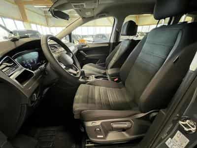 VW Touran (2025) - Photo 9
