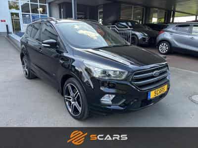 Ford Kuga 2.0 TDCi  150cv ST-LINE 4x4 (2018) - Photo 2
