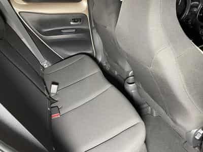 Toyota Aygo 1.0 VVT-I 72 DESIGN BLUETOOTH (2023) - Foto 12