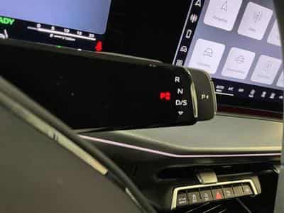 Audi Q3 S-Line+TFSI+Quattro+S-Tronic+Pano (2025) - Photo 13