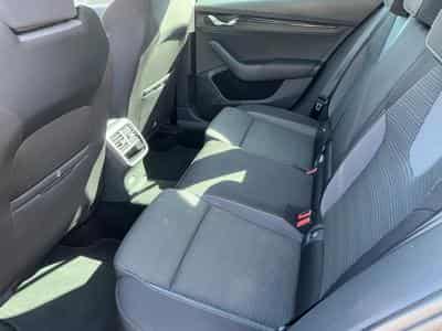 Skoda Octavia SW 1.0 TSI eTec DSG 110 (2021) - Foto 10