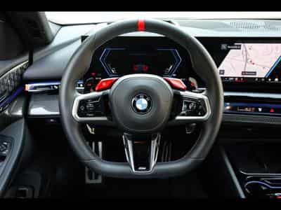 BMW M5 XDRIVE (G90) - SOPHISTOGRAU BRILLANTEFFEKT (2025) - Foto 11