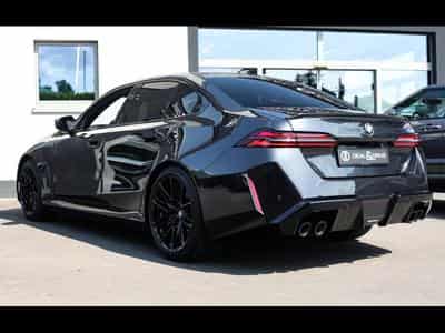 BMW M5 XDRIVE (G90) - SOPHISTOGRAU BRILLANTEFFEKT (2025) - Foto 3