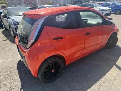 Toyota Aygo 1.0 5P X-Cite 70CV (2015) - Foto 2