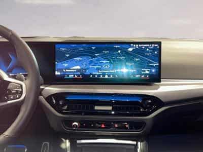 BMW 320 320i M-Sport (2025) - Photo 10