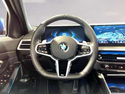 BMW 320 320i M-Sport (2025) - Photo 15