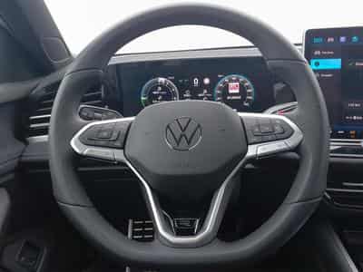 VW Passat R-Line (2026) - Photo 11