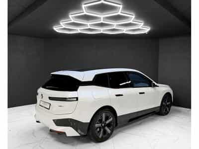 BMW iX 50 xDrive / M SPORT / HK / PANO / 360 (2023) - Photo 3