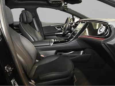 Mercedes EQ (2025) - Photo 2