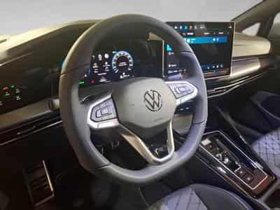 VW Golf Golf VIII R-Line (2025) - Photo 3