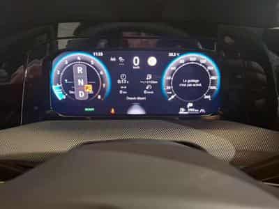 VW Golf Golf VIII R-Line (2025) - Photo 4