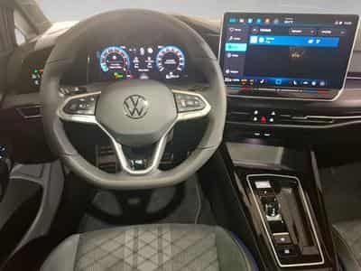VW Golf Golf VIII R-Line (2025) - Photo 8