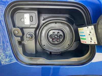 Renault Captur 1.6i E-TECH PHEV Initiale Paris (2022) - Foto 8