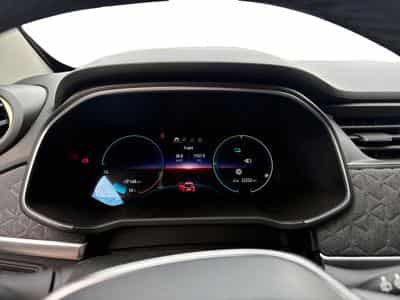 Renault Zoé ICONIC EV50 135HP (2024) - Photo 8