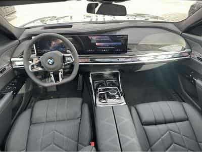 BMW M1 (2026) - Foto 11