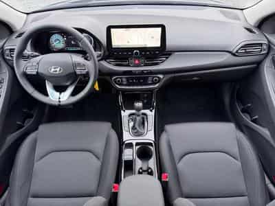 Hyundai i30 1.5 T-GDI 140 DCT Trend + (2025) - Photo 4