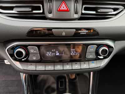 Hyundai i30 1.5 T-GDI 150 DCT N-Line (2026) - Photo 13