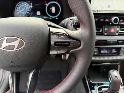 Hyundai i30 1.5 T-GDI 150 DCT N-Line (2026) - Photo 9