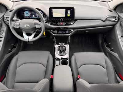 Hyundai i30 1.5 T-GDI 140 DCT Trend + (2025) - Photo 10