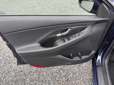 Hyundai i30 1.5 T-GDI 140 DCT Trend + (2025) - Photo 13
