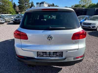 VW Tiguan Tiguan Sport &amp; Style BMT *Navi*Bi-Xenon*Alcantar (2013) - Photo 5