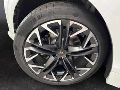 Cupra Terramar 2.0 TSI DSG 265 VZ 4Drive (2025) - Photo 8