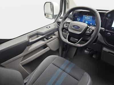Ford Transit 2.0 ECOBLUE 170 BVA L1H1 Sport (2026) - Foto 8