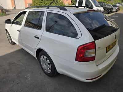 Skoda Octavia Combi 1.6 Tdi 105 CV Garantie 12 Mois (2011) - Photo 13