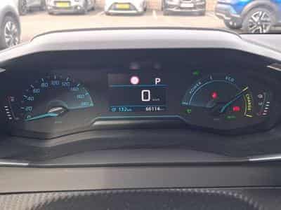 PEUGEOT 208 e-208 136ch Active (2021) - Photo 6