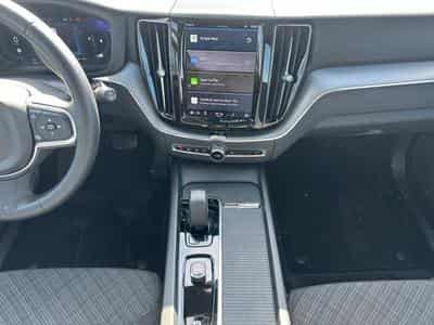Volvo XC60 B4 Core / Diesel (2023) - Photo 11