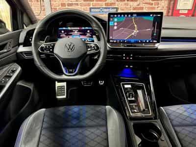 VW Golf (2025) - Photo 4