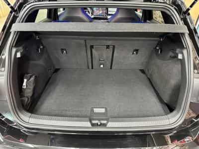 VW Golf (2025) - Photo 7