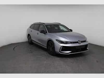 VW Passat Variant R-Line (2026) - Foto 11