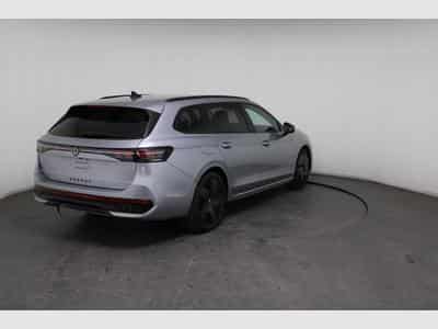 VW Passat Variant R-Line (2026) - Foto 8